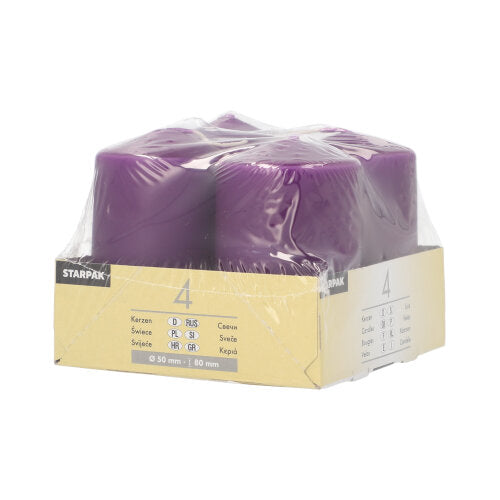 Tá ceithre choinneal elfenbhuí Starpak Stump (Ø 50 mm, 80 mm, barr cothrom) pacáilte i plaisteach trédhearcach agus lipéad beige-bán orthu, a léiríonn branda Starpak agus sonraí coinnle. Tá siad déanta as céir ardchaighdeáin le haghaidh caighdeán buan.