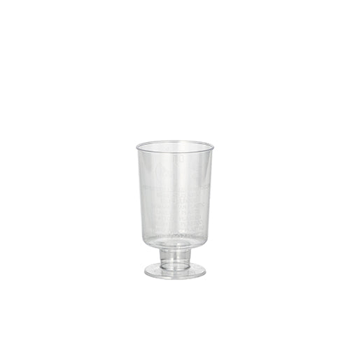 The Starpak 20 stem glasses for white wine, made of crystal-clear polystyrene, impress with their elegant design in the style of classic white wine glasses. The glass stands on a wide base with a short stem against a neutral, white background.
