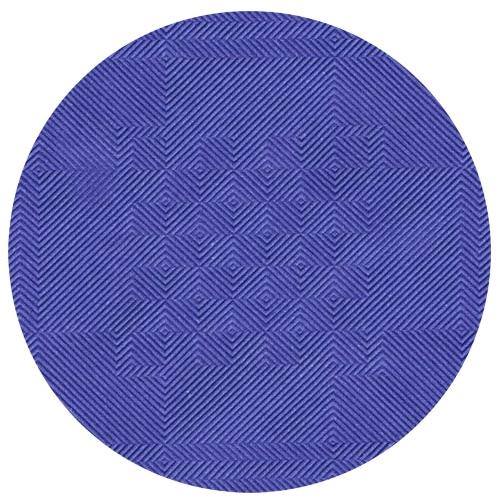 Das Papiertischtuch mit Damastprägung (50 m x 1 m) der PAPSTAR GmbH ist eine runde, violette Tischdecke mit einem geometrischen Muster aus diagonalen Linien und Rautenformen, die einen strukturierten, optischen Täuschungseffekt erzeugen.