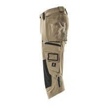 Three-quarter length trousers, hanging pockets, stretch three-quarter length trousers, light khaki