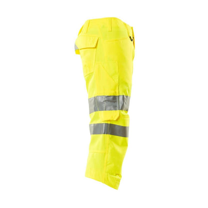 Three-quarter length trousers with knee pockets Three-quarter length trousers