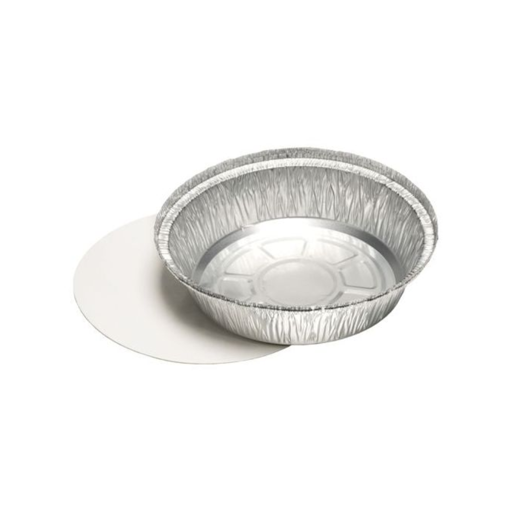 A Starpak 25 tray, aluminum + insert lid, PP-coated baking mold with a matching flat cardboard lid stands nearby on a plain white background.