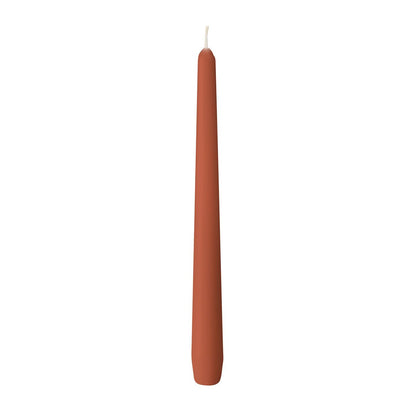 An unlit taper candle from Duni GmbH (approx. 7h, 250 x 22 mm) with a reddish-brown hue and visible wick stands upright against a plain white background.