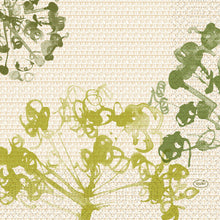 Abstrakte botanische Illustration mit grünen und gelben Formen auf beigefarbenem, strukturiertem, geometrischem Hintergrund - abgebildet auf Zellt.-Serv. 33 3lg 1/4 Green Umbles (250 Servietten) der Duni GmbH. "DUNE" erscheint in einem kleinen Oval unten rechts.