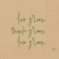 Beige Zellstoff Servietten 33 cm, 3-lagig von Duni GmbH mit grünem "live green, think green, love green" Schriftzug und geometrischen Dot-Mustern. Umweltfreundlich. Packung à 50 Stück.