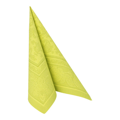 Sauber gefaltet steht die grüne Serviette PAPSTAR 50 Servietten "ROYAL Collection" (40 x 40 cm, 1/4-Falz) der PAPSTAR GmbH auf weißem Grund - ideal für festliche Anlässe.