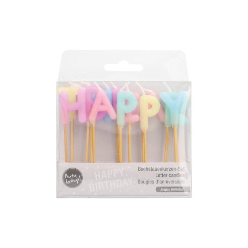 The PAPSTAR letter candle set consists of pastel-colored letter candles with the inscription "HAPPY BIRTHDAY", each 8 cm in size and standing on golden sticks. Twelve pieces per box, packaged in a clear box with the inscription "Letter Candles" and "HAPPY BIRTHDAY". Brand: PAPSTAR GmbH.