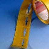 Cluaisíní Crochta 3M™ 1180 Dubhán Féinghreamaitheach, Trédhearcach, 38.1 mm x 0.048 m, 0.343 mm | Bosca cairtchláir (1 phíosa)