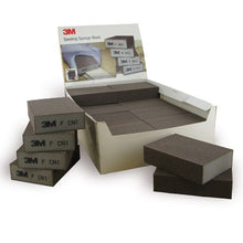 Spúinsí Sanding 3M™, 100mm x 68mm x 26mm, MED, Ceithre Thaobh | Pacáiste (1 phíosa)