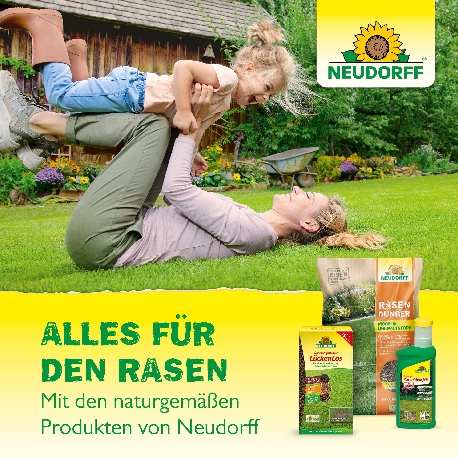 Eine Frau liegt im Gras und hebt ein lächelndes Kind über sich. Im Vordergrund sind Produkte des Neudorff Shop Azet HerbstRasenDünger zu sehen. Text darunter: "ALLES FÜR DEN RASEN. Mit den naturgemäßen Produkten und organischem Dünger von Neudorff Shop.