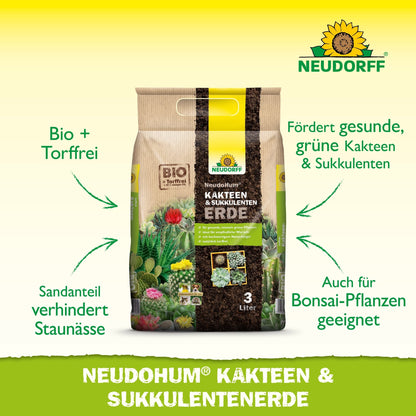 An upright beige 3-liter Neudorff Shop NeudoHum Cactus & Succulent Soil bag. The peat-free soil prevents waterlogging and is ideal for healthy growth of cacti, succulents, and bonsai plants.