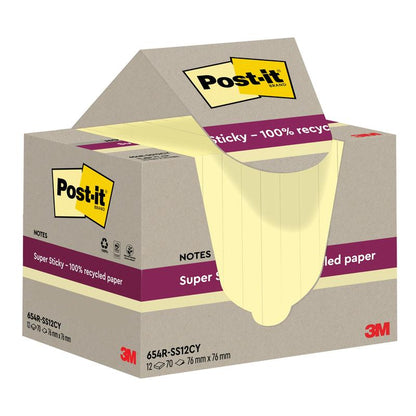 Taispeánann bosca oscailte de Nótaí Athchúrsála 100% Super Sticky Post-it® (76x76 mm, 70 bileog/bloc, 100% PEFC) ón 3M Deutschland GmbH nótaí buí le lipéid a léiríonn an branda agus sonraí an táirge.
