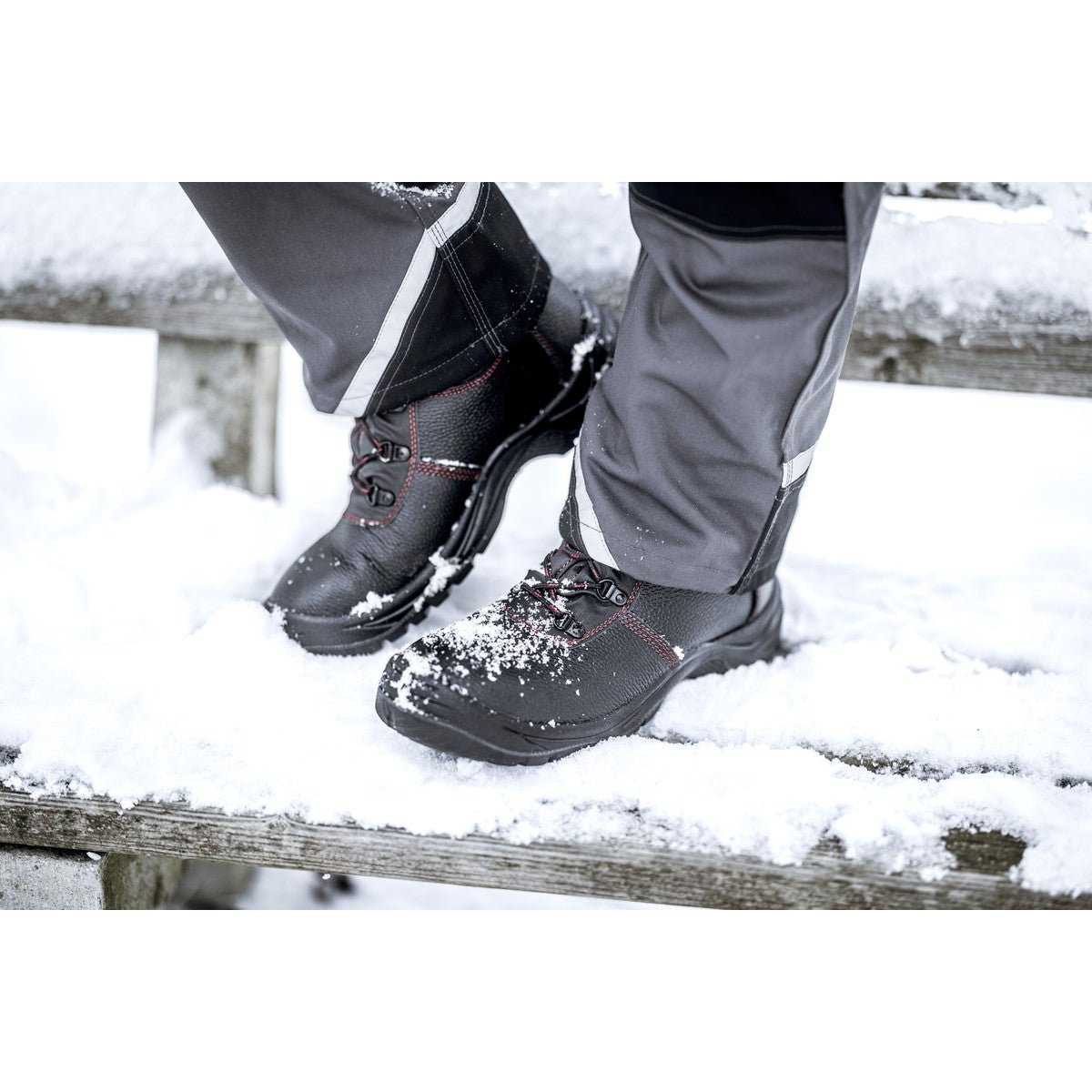 NITRAS BASIC STEP MID+ W, S3 CI safety winter boots, mid-height, black