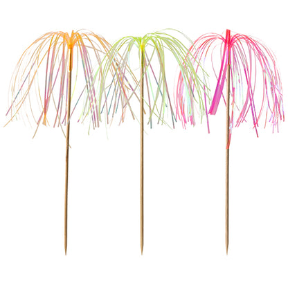 The PAPSTAR 100 decoration picks from PAPSTAR GmbH made of robust wood with colorful plastic toppers in orange, green, and pink set stylish accents and are ideal for decorative table presentations.