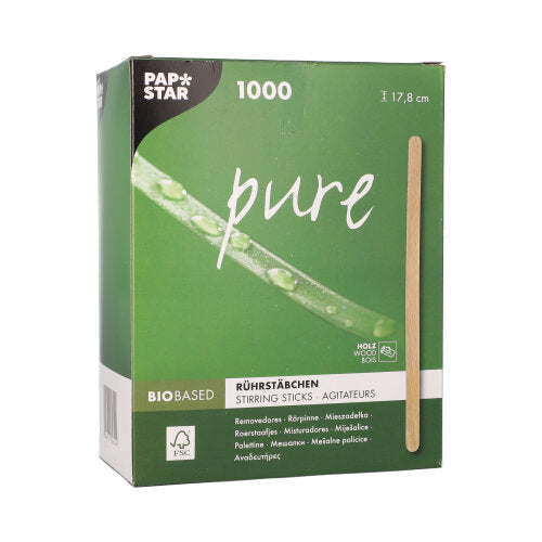The green "pure" box from PAPSTAR contains 1000 FSC®-certified wooden stirring sticks (17.8 cm), with the translation "stirring sticks" and the image of a wooden stick on the front. Product: PAPSTAR wooden stirring sticks, folding box, 1000 pieces.