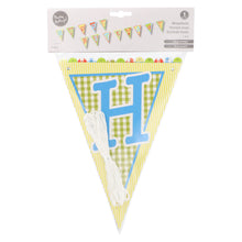 The PAPSTAR bunting "Happy Birthday" (4 m, lacquered paper) from PAPSTAR GmbH is ideal for birthday decorations, with colorful pennant flags and an exemplary birthday image on the top label. Includes white string.