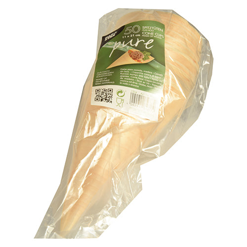 In a clear packaging, there are 50 large "pure" wooden cone cups for finger food from PAPSTAR GmbH, with a green-white front label with product details and barcode.