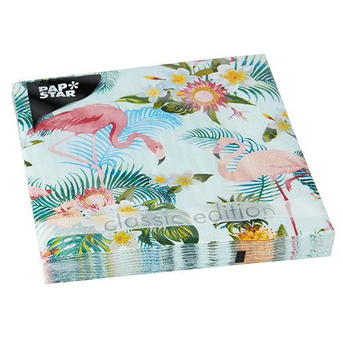 Ein Stapel PAPSTAR 20 Servietten, 33x33 cm, 3-lagig, Design Set 4 mit tropischem Druck - rosa Flamingos, grüne Blätter und Blumen; "Pap Star" Logo und "classic edition" auf der Vorderseite. Marke: PAPSTAR GmbH.
