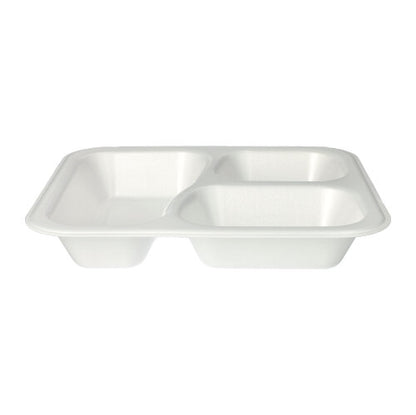 The Starpak 100 sealing trays are white, laminated XPS food trays with three compartments (925 ml, 4.2 x 21.2 x 25 cm), ideal for separating food. Delivered in a pack of 100 in a foil bag.