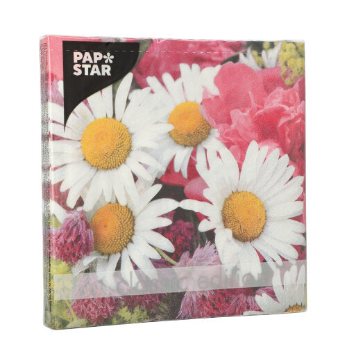 Die PAPSTAR 20 Servietten, 33x33 cm, 3-lagig, 1/4-Falz Design Set 3 der PAPSTAR GmbH bestechen durch ihr charmantes florales Design - ideal zur Aufwertung Ihrer Tischdekoration.