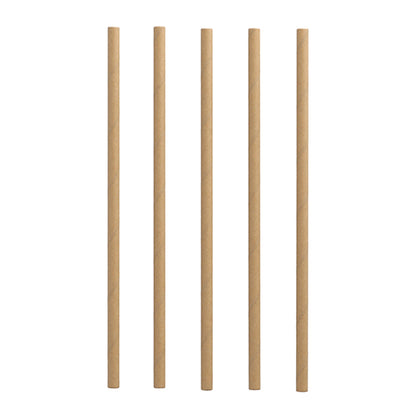 Fünf gerade, hellbraune PAPSTAR 100 Shake-Halme aus Papier (Ø 8 mm) von PAPSTAR GmbH sind vertikal und nachhaltig vor weißem Hintergrund angeordnet.