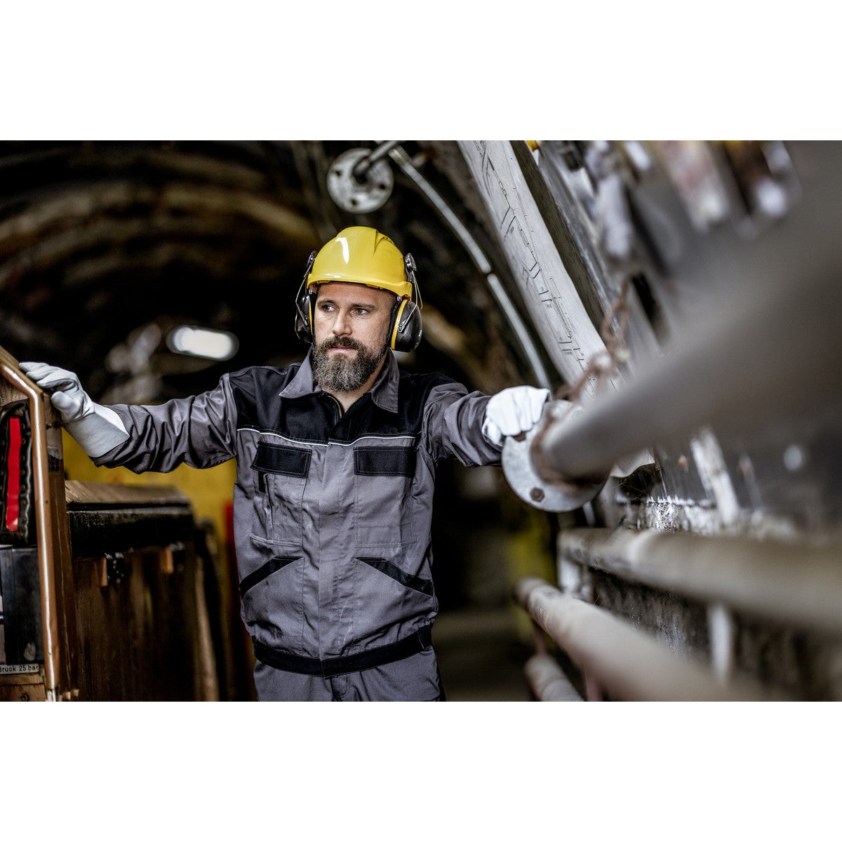 NITRAS MUTE DEFENDER PRO, earmuffs, black / yellow, EN 352-3 plastic | Pack (1 piece)