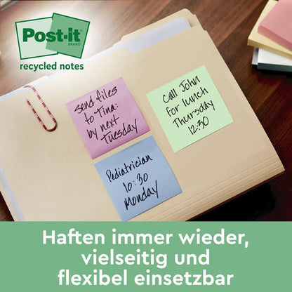 Tá trí Nótaí Athchúrsála 100% Super Sticky Post-it® (76x76mm, 70 bileog/bloc, 100% PEFC) ón 3M Deutschland GmbH i dathanna bándearg, gorm agus glas i gclúdach; cuireann an téacs Gearmánach béim ar a n-athúsáideacht agus a n-ilúsáid.