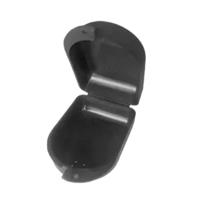 Stáisiún bia luch stíle dubh oscailte déanta as polapróipiléin láidir le clúdach agus bun leathchiorclach. Tá sé deartha chun bianna a choinneáil go sábháilte ina urrann istigh, cosúil le bosca fiaclóireachta AMPri PP.