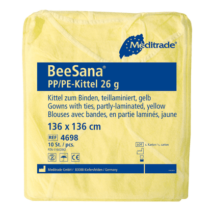 Yellow, partially laminated disposable packaging Meditrade BeeSana® PP/PE gown 26g labeled with product details in German and symbols for recyclability and packaging content of Meditrade GmbH.
