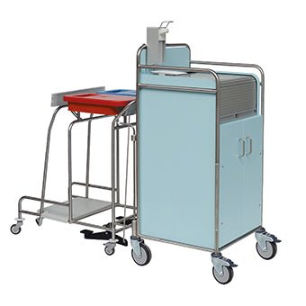 The Novocal station trolley with a stainless steel frame and all-around welded pipe connections is ideal for hospitals and care facilities.