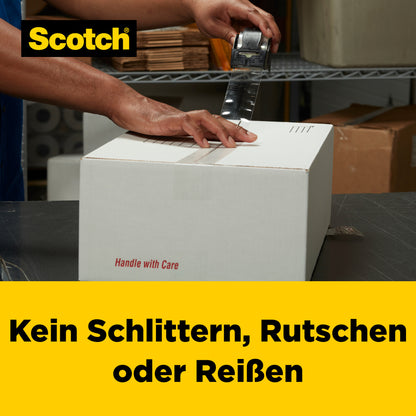 Eine Person verschließt einen Karton mit der Aufschrift "Handle with Care" mit Scotch® Box Lock™ Verpackungsklebeband (48 mm x 20,3 m) der 3M Deutschland GmbH; das Bild zeigt das Scotch-Logo und den deutschen Text: "Kein Schlittern, Rutschen oder Reißen.