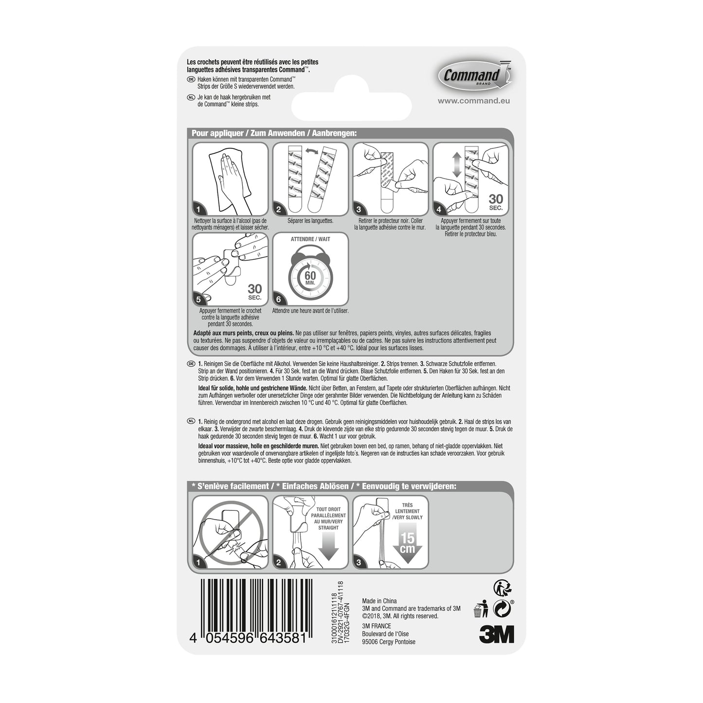 On the back of the Command™ Metal Hook Size S, gold color, 17032BR-4ES (4 hooks, 5 strips) from 3M Deutschland GmbH, there are illustrated instructions, multilingual text, warnings, a barcode, and company information for attaching/removing the hooks.