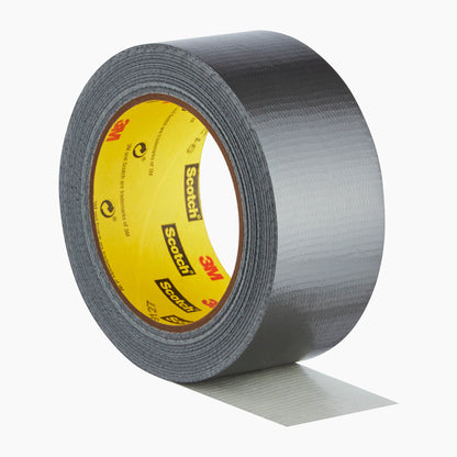 In dieser Packung ist eine Rolle Scotch® Extremium™ No Residue Hochleistungs-Gewebeklebeband (18,2 m x 48 mm) von 3M Deutschland GmbH mit grauem Klebeband mit Teilabrollung und gelber Innenbeschriftung enthalten (1 Rolle).