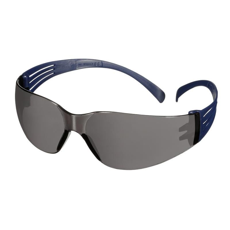 3M™ SecureFit™ 100 Safety Glasses, Blue Temples, Anti-Scratch/Anti-Fog Coating, Gray Lens, SF102AF-BLU-EU, 20 per pack | Pack (1 piece)